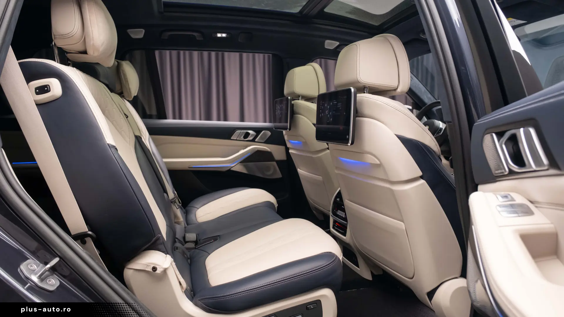 BMW X7 M50i - Individual Bowers & Wilkins