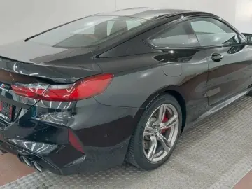 BMW M8 Competition Coupé xDr. ACC Park  Navi TV HuD