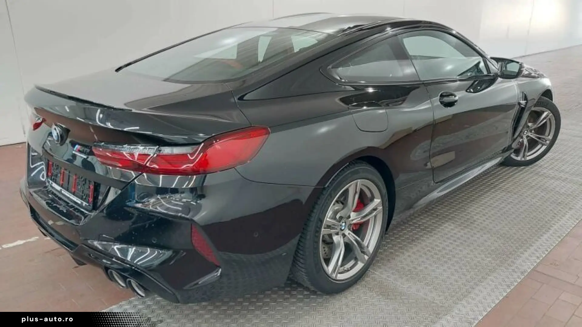 BMW M8 Competition Coupé xDr. ACC Park  Navi TV HuD