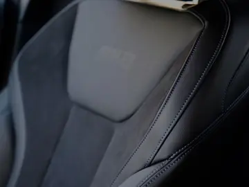 BMW M2 Coupe M Driver´s Package NAVI