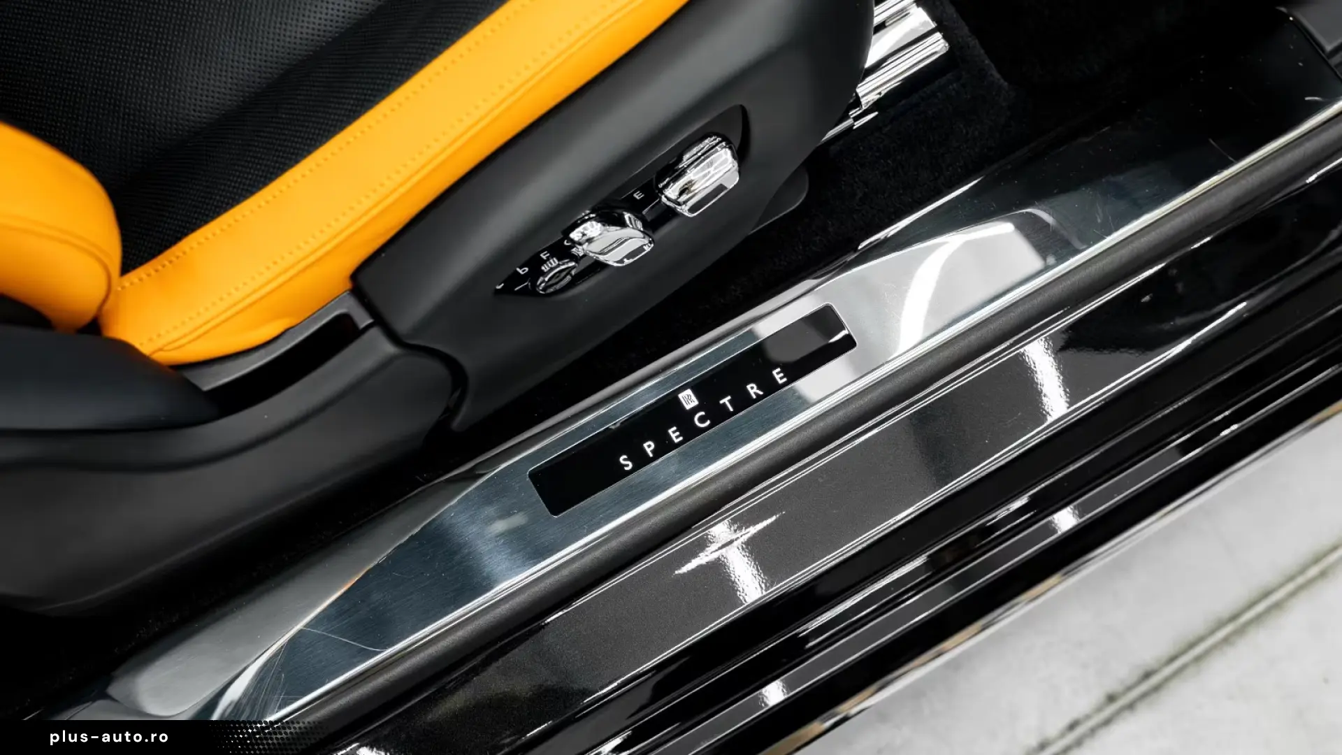 Rolls-Royce Spectre