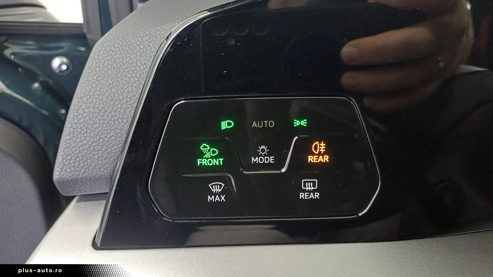 Volkswagen Golf GTI Edition 50 325 CP