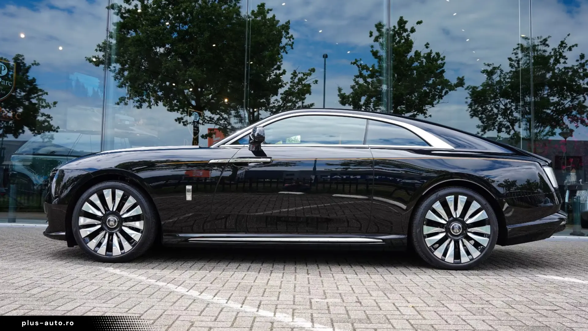 Rolls-Royce Spectre