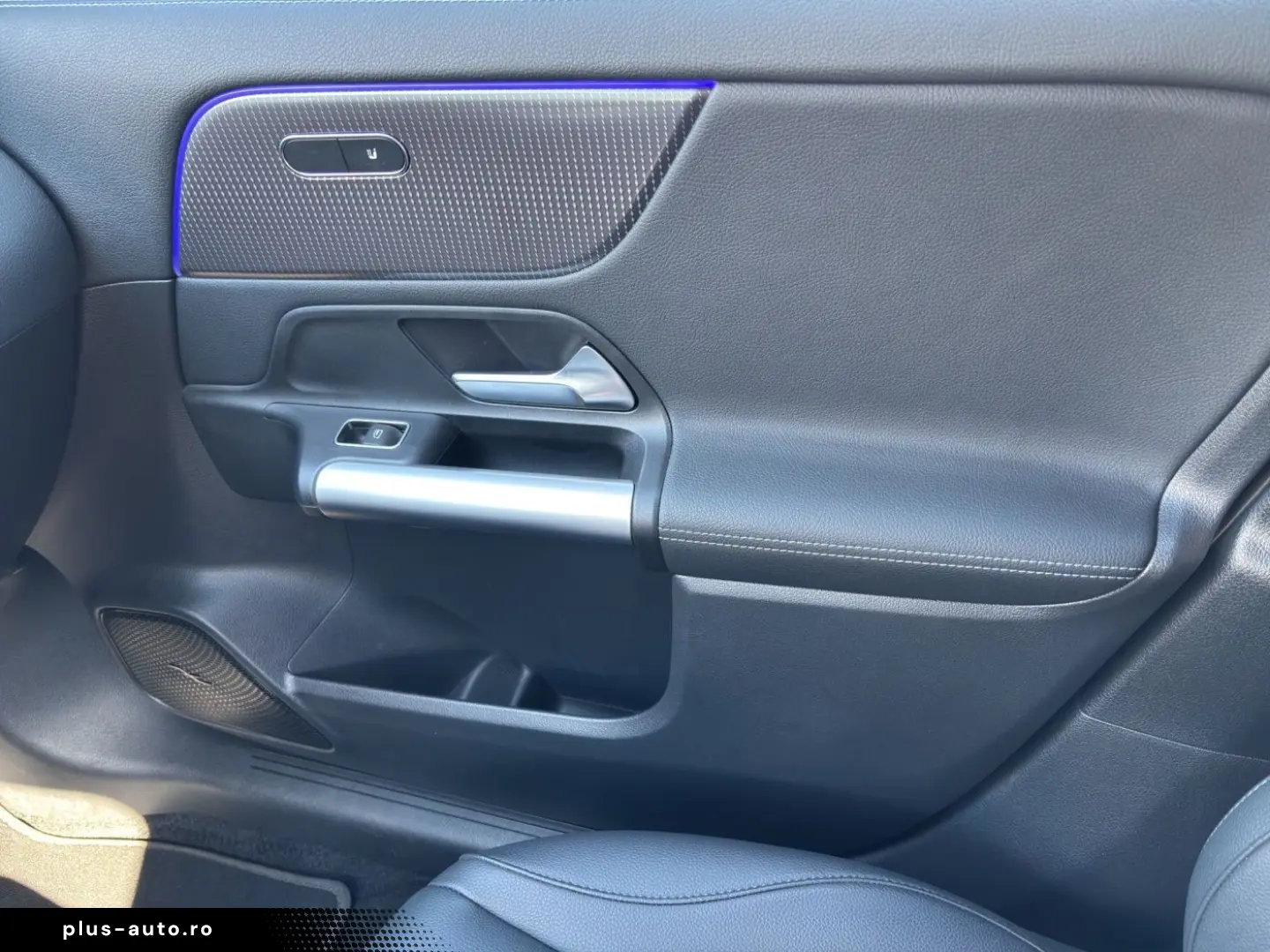 MERCEDES-BENZ EQA 250  Progressive Advanced LED Nigh&hellip;