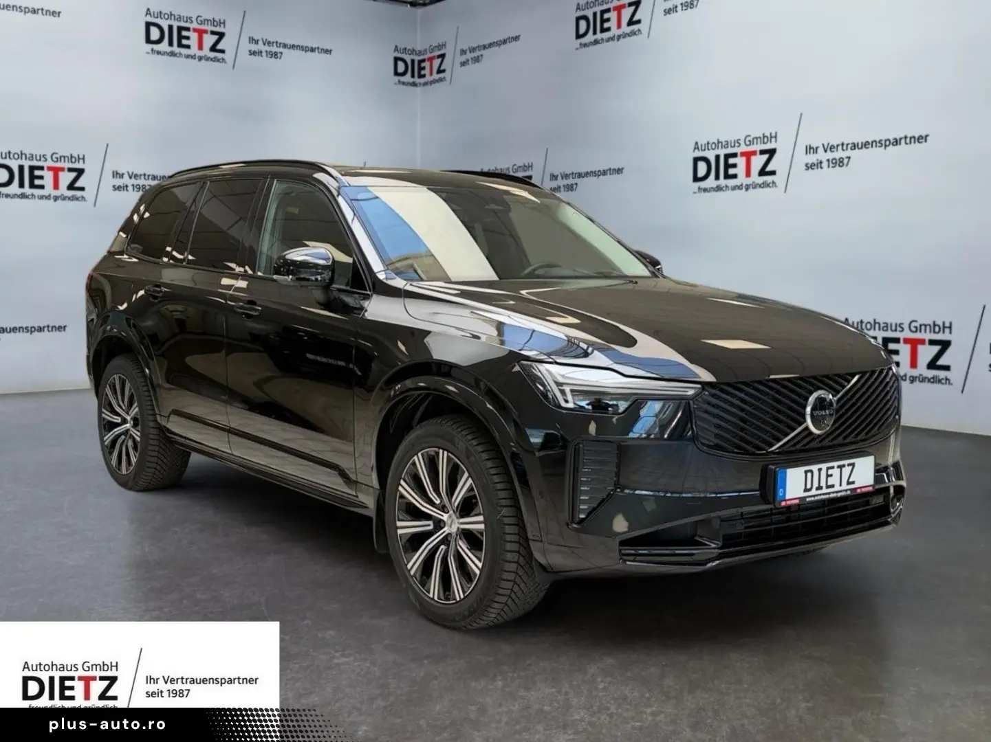 VOLVO XC90 T8 AWD Ultra Dark Recharge PANO 7.SITZE