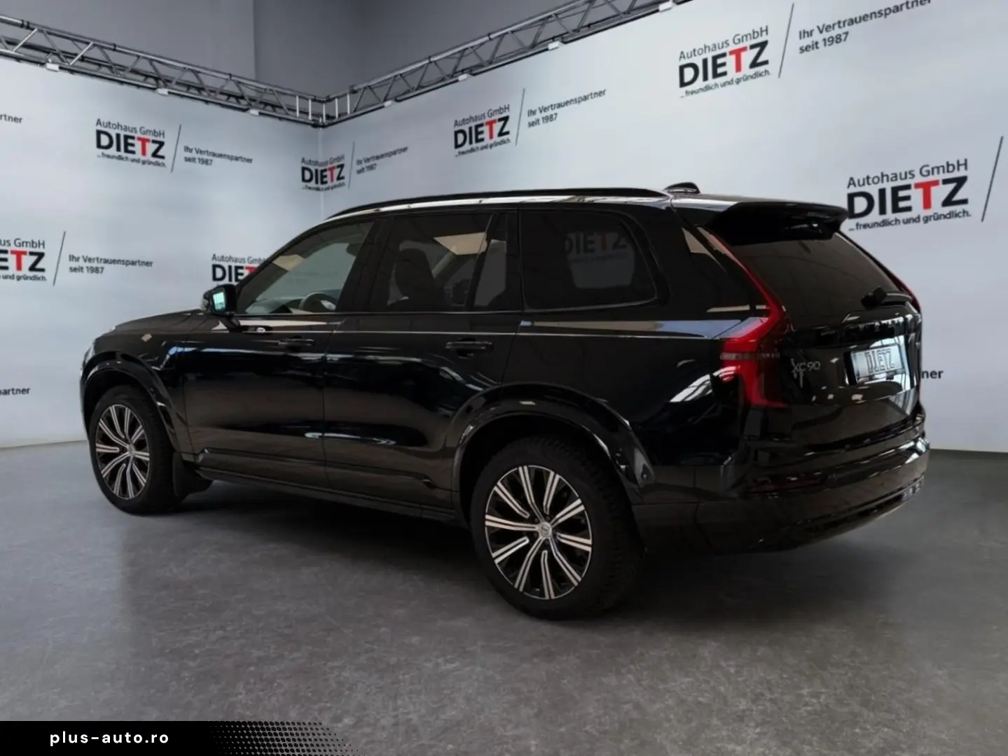 VOLVO XC90 T8 AWD Ultra Dark Recharge PANO 7.SITZE