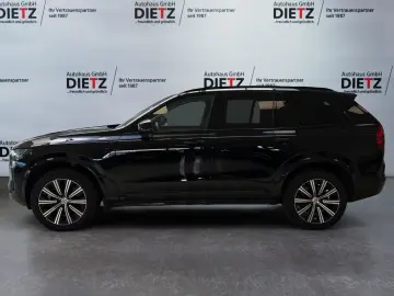 VOLVO XC90 T8 AWD Ultra Dark Recharge PANO 7.SITZE