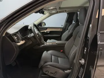VOLVO XC90 T8 AWD Ultra Dark Recharge PANO 7.SITZE