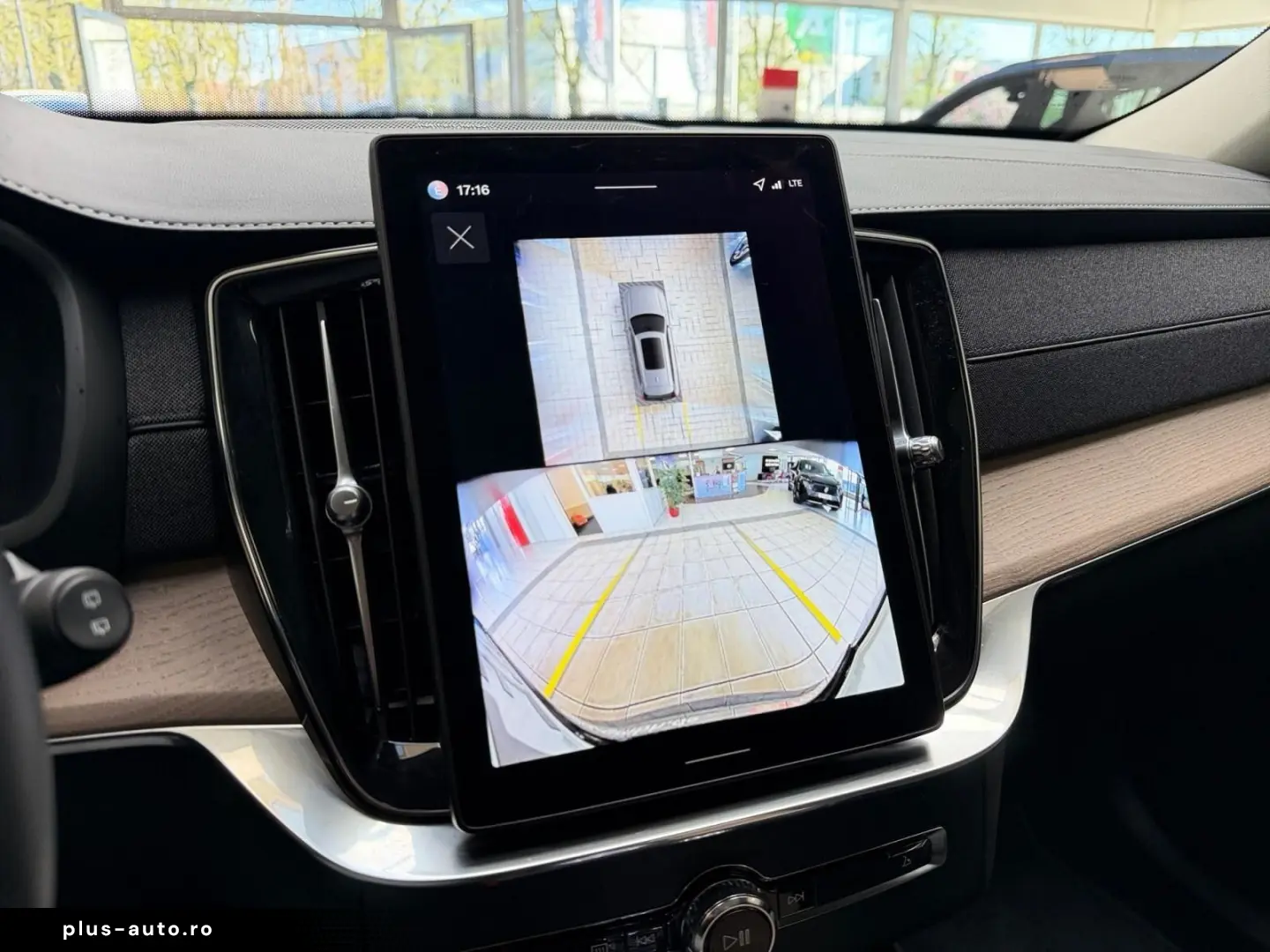 VOLVO XC90 T8 AWD Ultra Dark Recharge PANO 7.SITZE