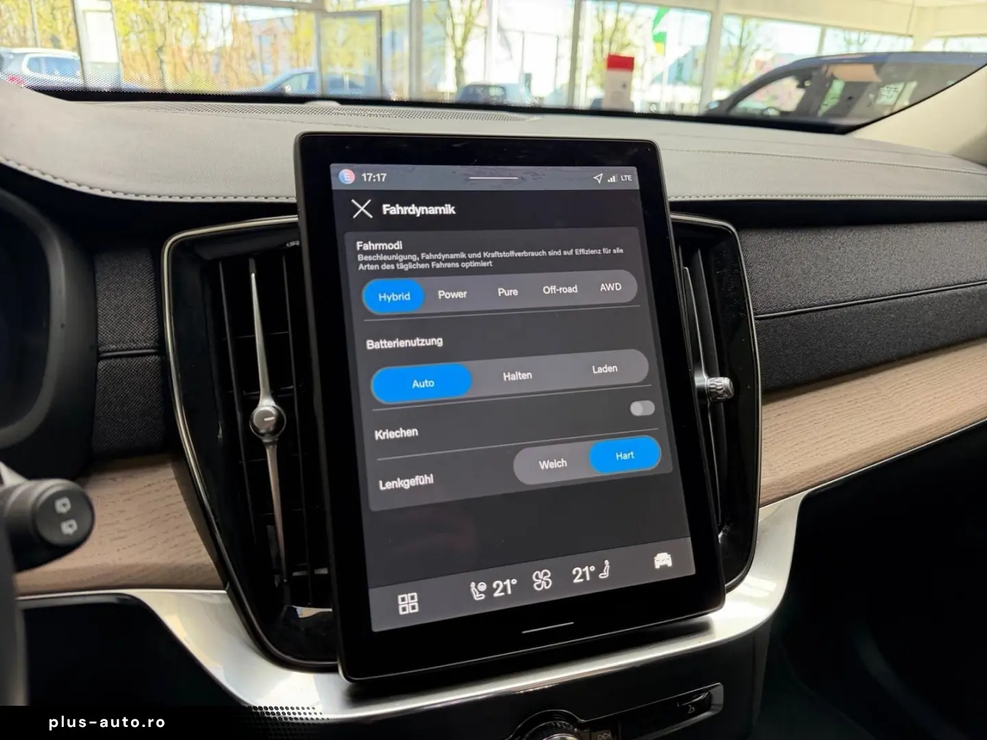 VOLVO XC90 T8 AWD Ultra Dark Recharge PANO 7.SITZE