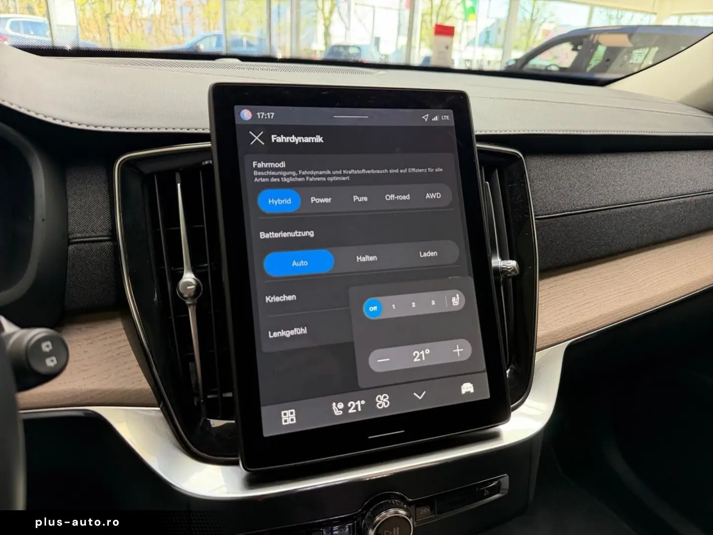 VOLVO XC90 T8 AWD Ultra Dark Recharge PANO 7.SITZE