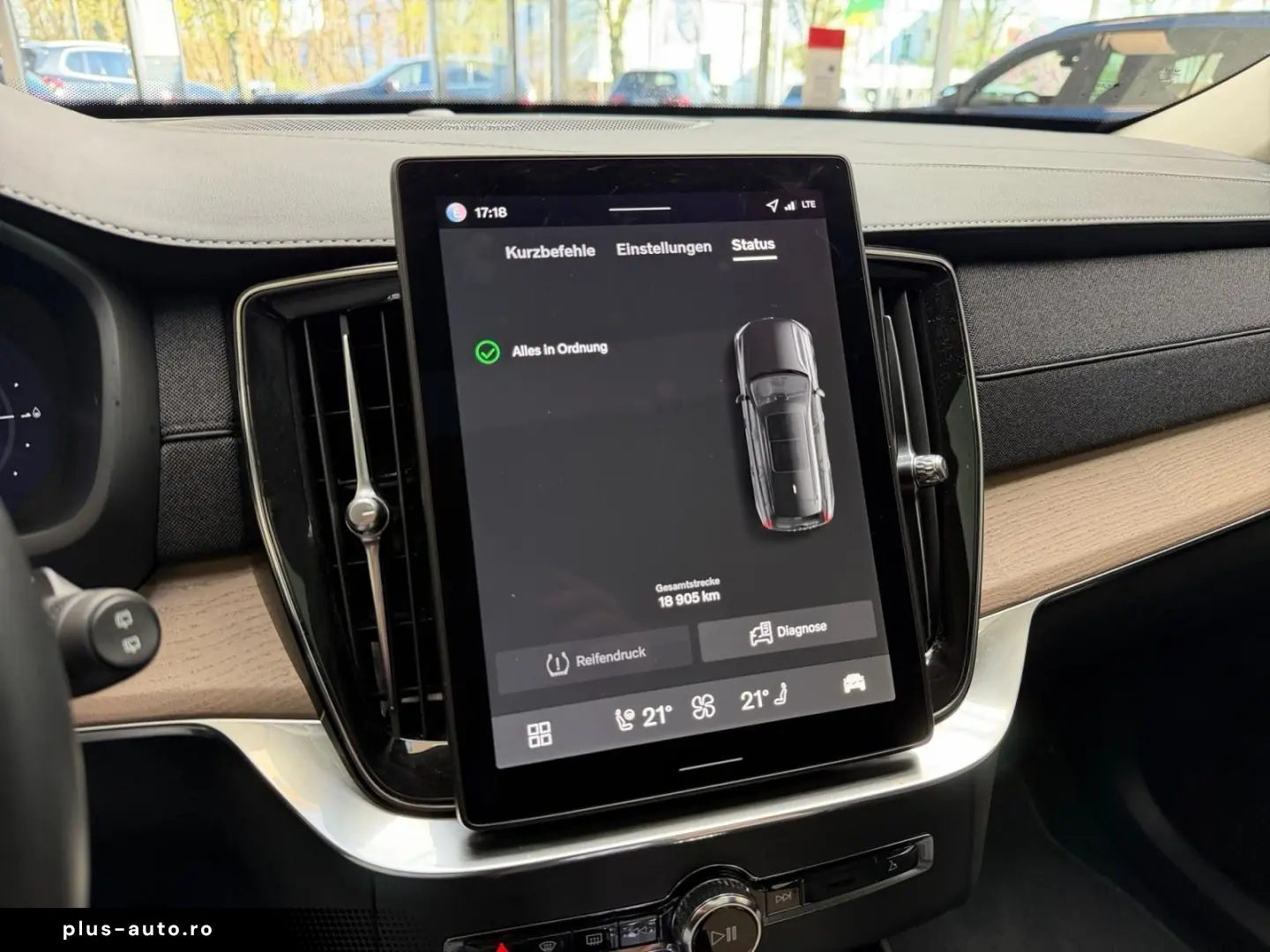 VOLVO XC90 T8 AWD Ultra Dark Recharge PANO 7.SITZE