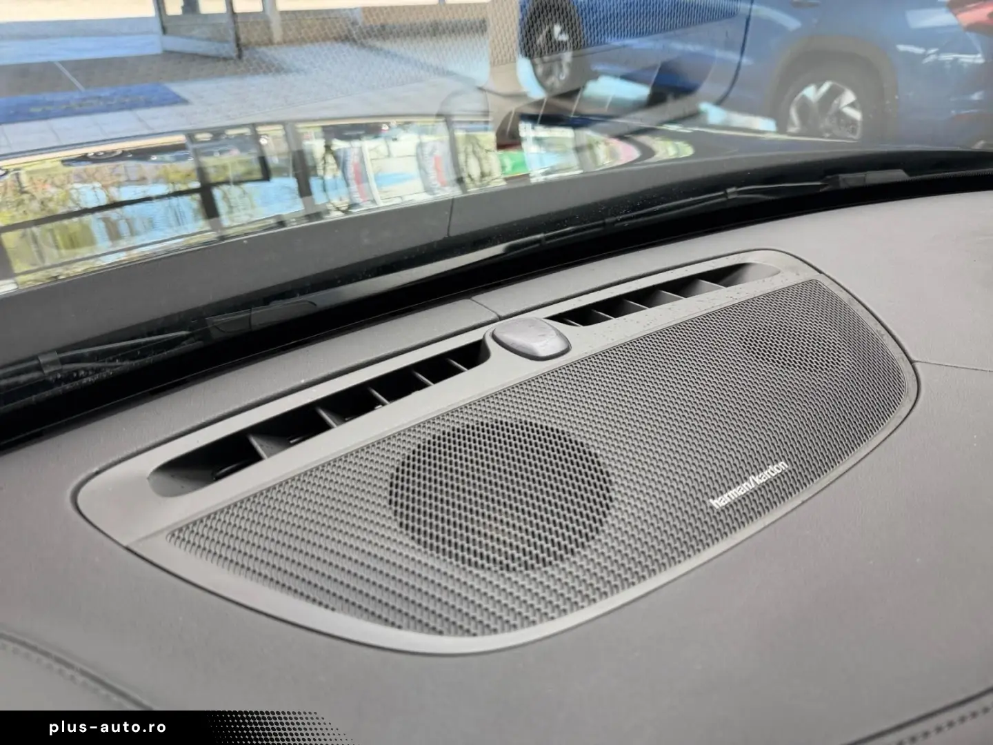 VOLVO XC90 T8 AWD Ultra Dark Recharge PANO 7.SITZE