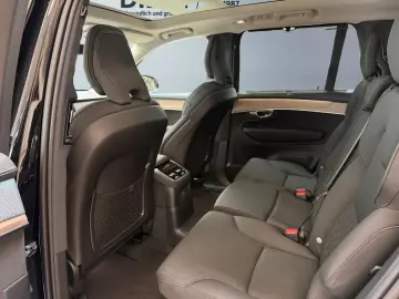 VOLVO XC90 T8 AWD Ultra Dark Recharge PANO 7.SITZE