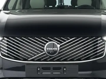 VOLVO XC90 Ultra Bright Recharge Plug-In Hybrid AWD