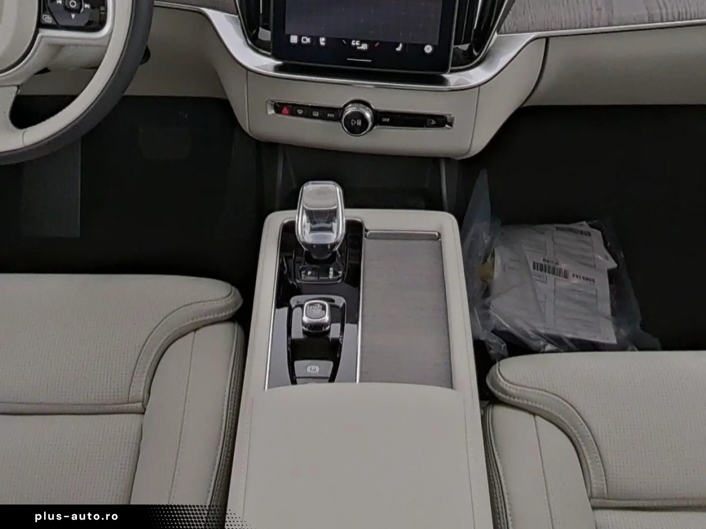 VOLVO XC90 Ultra Bright Recharge Plug-In Hybrid AWD