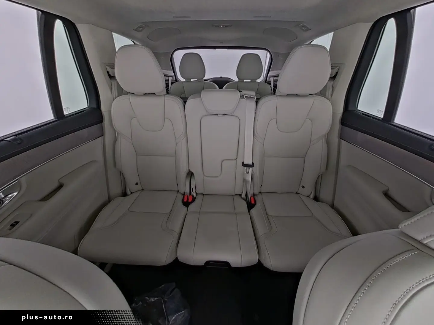 VOLVO XC90 Ultra Bright Recharge Plug-In Hybrid AWD