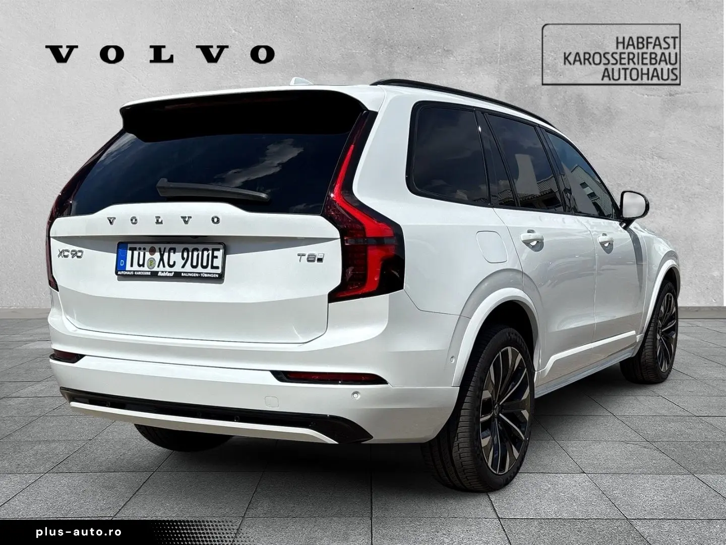 VOLVO XC90 Recharge T8 Plus Dark AWD Plug-In Hybrid 7-