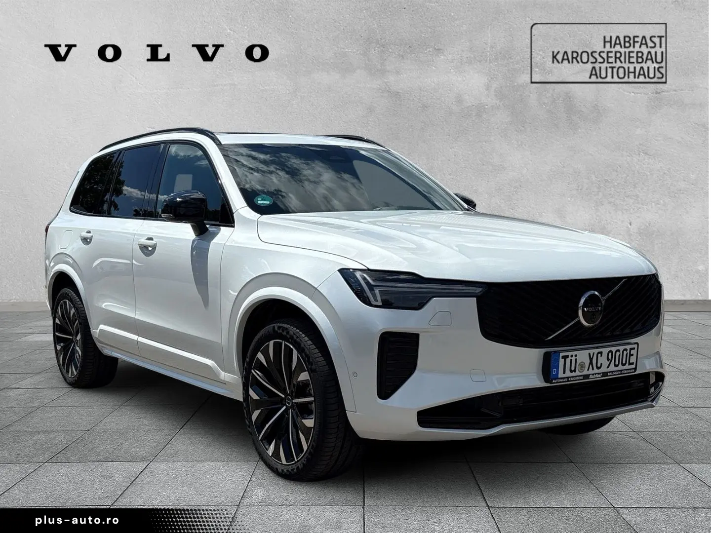 VOLVO XC90 Recharge T8 Plus Dark AWD Plug-In Hybrid 7-