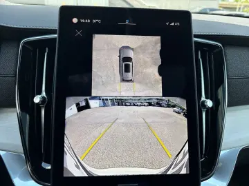 VOLVO XC90 Recharge T8 Plus Dark AWD Plug-In Hybrid 7-