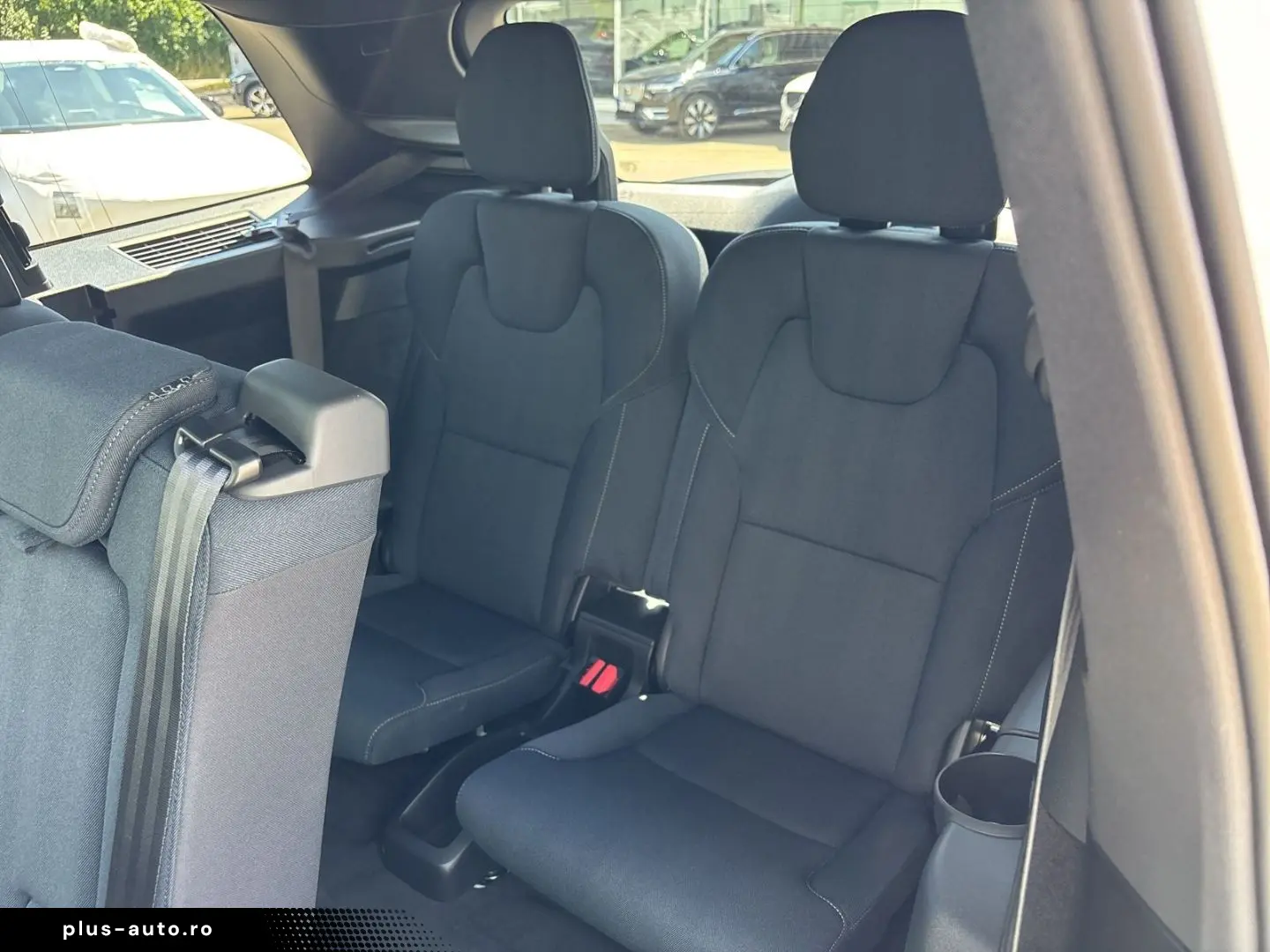 VOLVO XC90 Recharge T8 Plus Dark AWD Plug-In Hybrid 7-