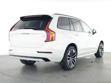 VOLVO XC90 FACELIFT Ultra Dark Recharge Plug-In Hybrid
