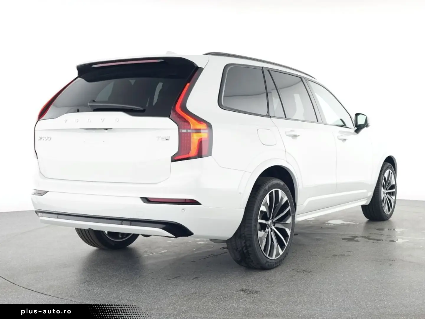 VOLVO XC90 FACELIFT Ultra Dark Recharge Plug-In Hybrid