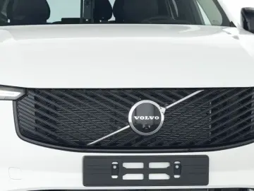 VOLVO XC90 FACELIFT Ultra Dark Recharge Plug-In Hybrid