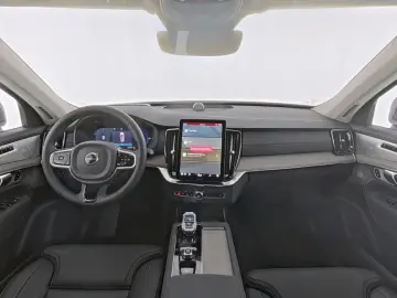VOLVO XC90 FACELIFT Ultra Dark Recharge Plug-In Hybrid