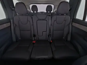 VOLVO XC90 FACELIFT Ultra Dark Recharge Plug-In Hybrid