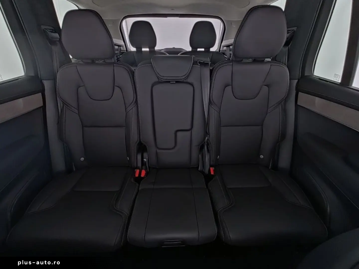 VOLVO XC90 FACELIFT Ultra Dark Recharge Plug-In Hybrid