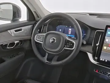 VOLVO XC90 FACELIFT Ultra Dark Recharge Plug-In Hybrid