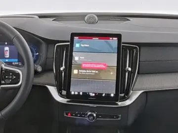 VOLVO XC90 FACELIFT Ultra Dark Recharge Plug-In Hybrid