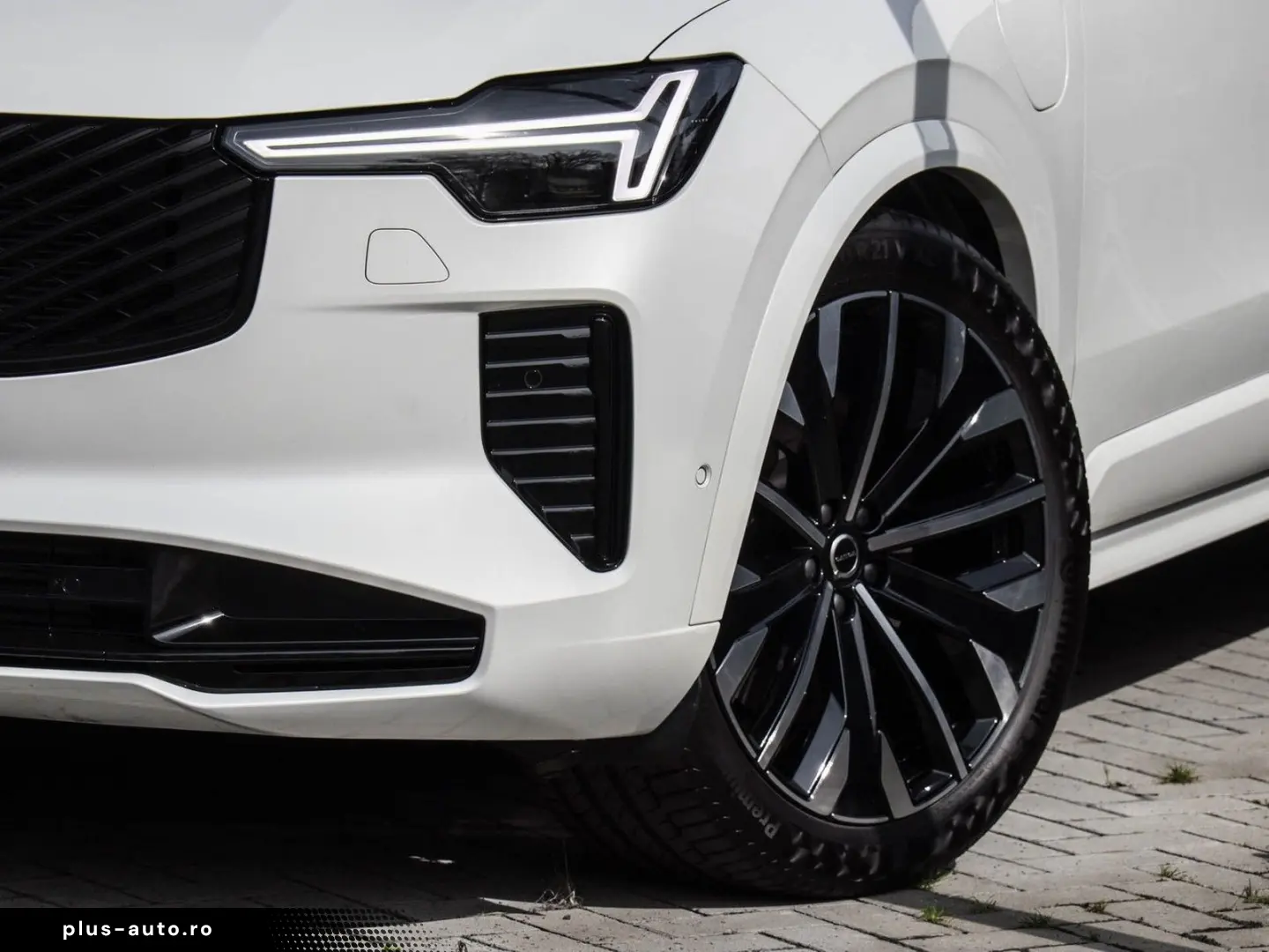 VOLVO XC90 T8 AWD Reskin Plus Dark #Luftfahrwerk 360 H