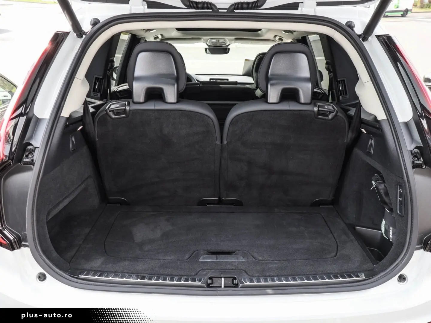 VOLVO XC90 T8 AWD Reskin Plus Dark #Luftfahrwerk 360 H