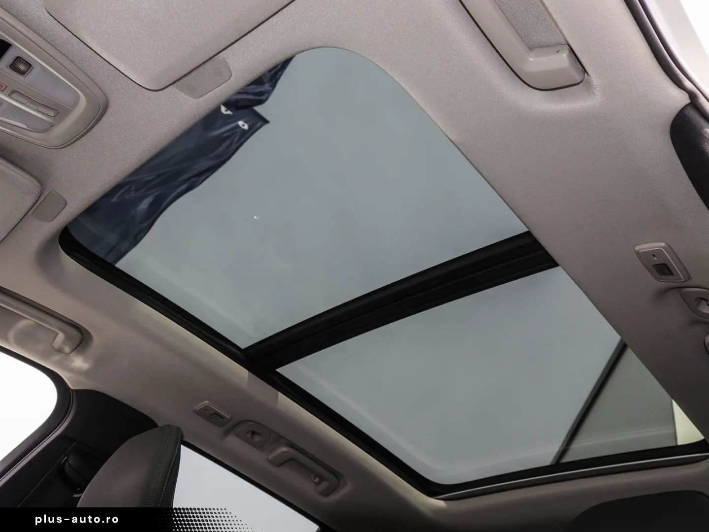 VOLVO XC90 T8 AWD Reskin Plus Dark #Luftfahrwerk 360 H