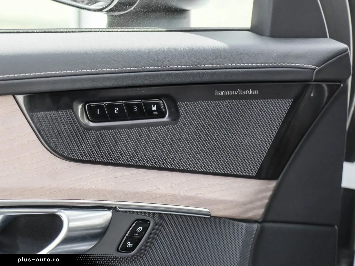 VOLVO XC90 T8 AWD Reskin Plus Dark #Luftfahrwerk 360 H