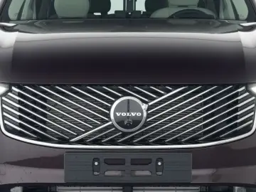 VOLVO XC90 FACELIFT Plus Bright Recharge Plug-In Hybri