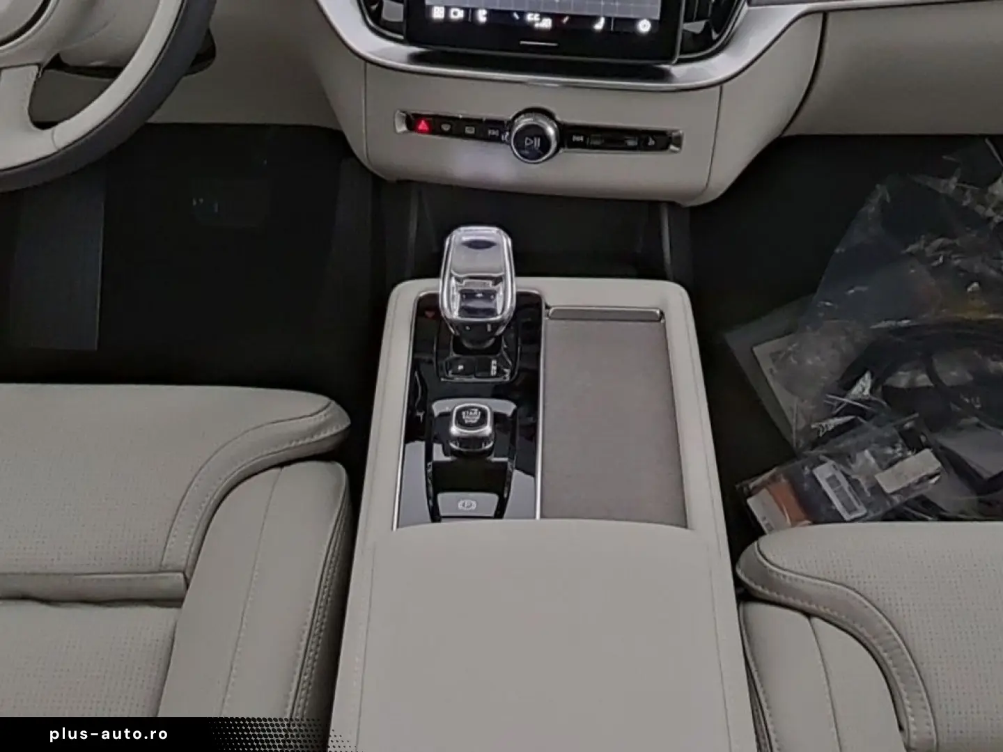 VOLVO XC90 FACELIFT Plus Bright Recharge Plug-In Hybri