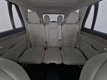 VOLVO XC90 FACELIFT Plus Bright Recharge Plug-In Hybri