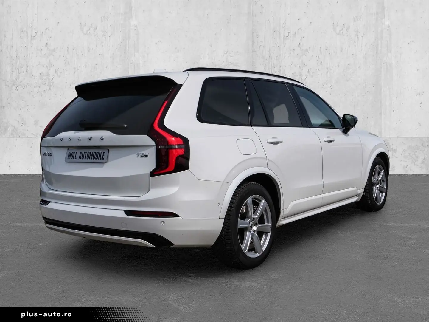 VOLVO XC90 FACELIFT Ultra Dark Recharge Plug-In Hybrid