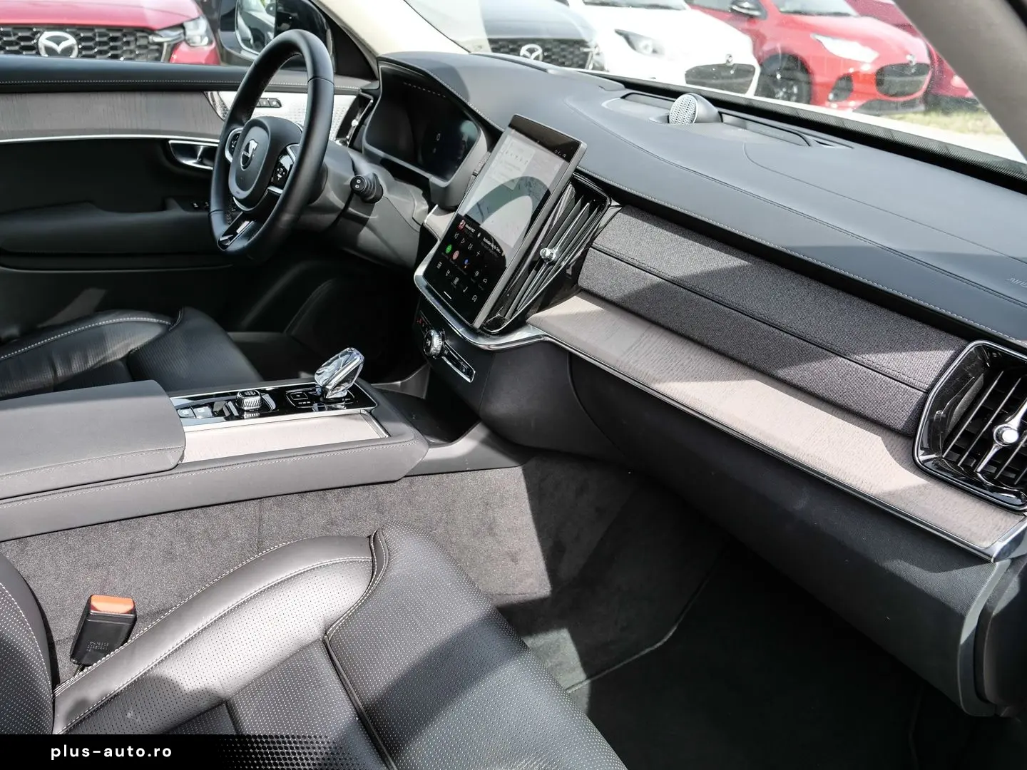 VOLVO XC90 FACELIFT Ultra Dark Recharge Plug-In Hybrid