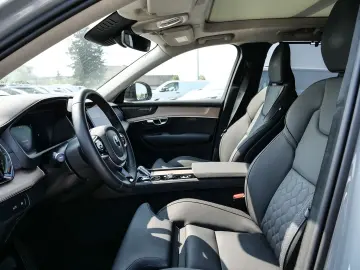 VOLVO XC90 FACELIFT Ultra Dark Recharge Plug-In Hybrid
