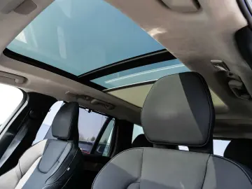 VOLVO XC90 FACELIFT Ultra Dark Recharge Plug-In Hybrid