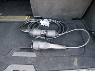 VOLVO XC90 FACELIFT Ultra Dark Recharge Plug-In Hybrid