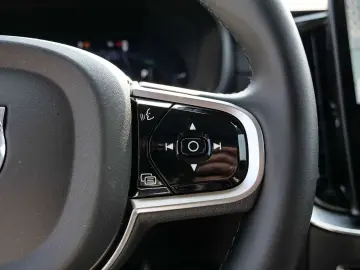 VOLVO XC90 FACELIFT Ultra Dark Recharge Plug-In Hybrid