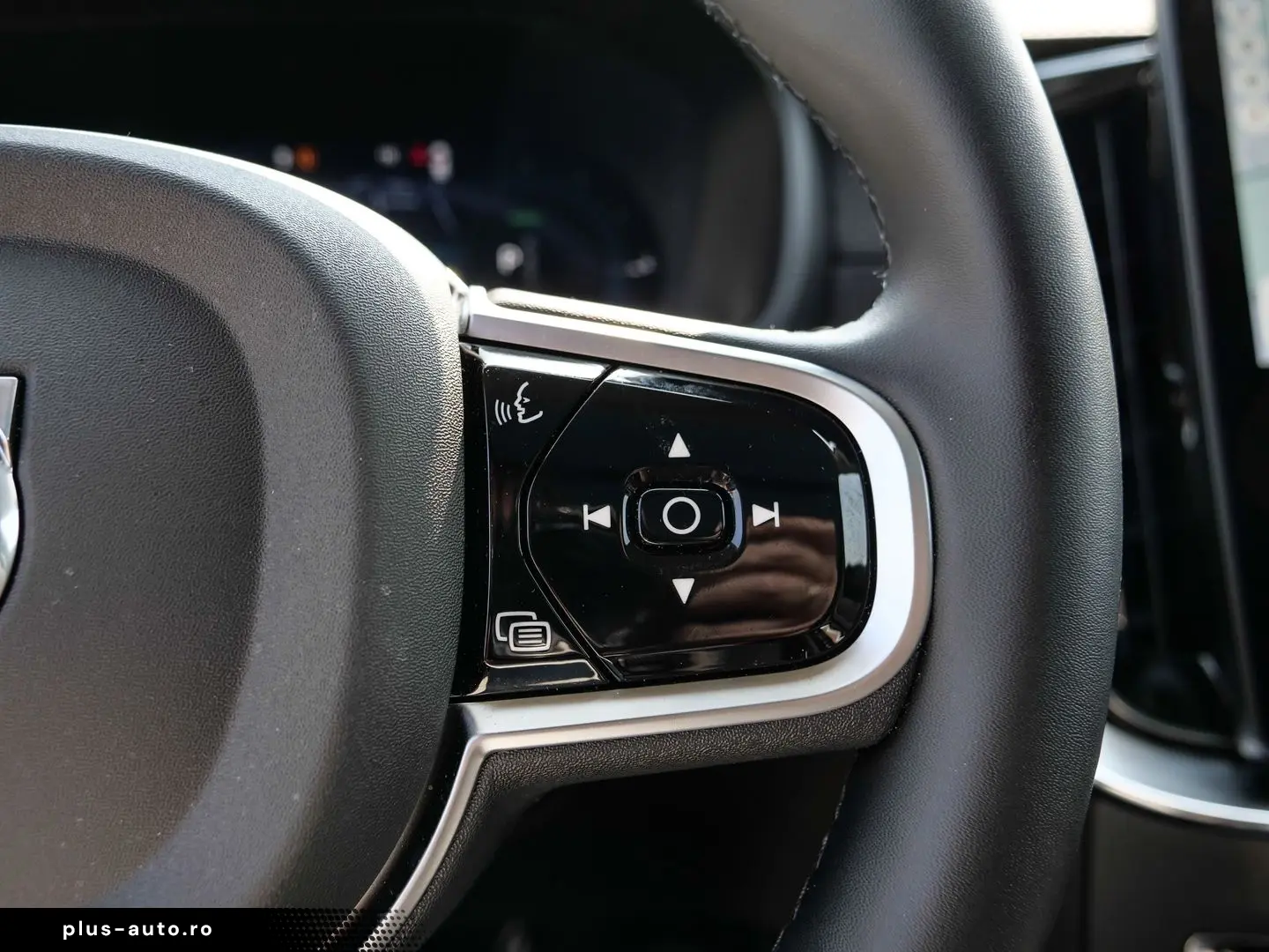 VOLVO XC90 FACELIFT Ultra Dark Recharge Plug-In Hybrid
