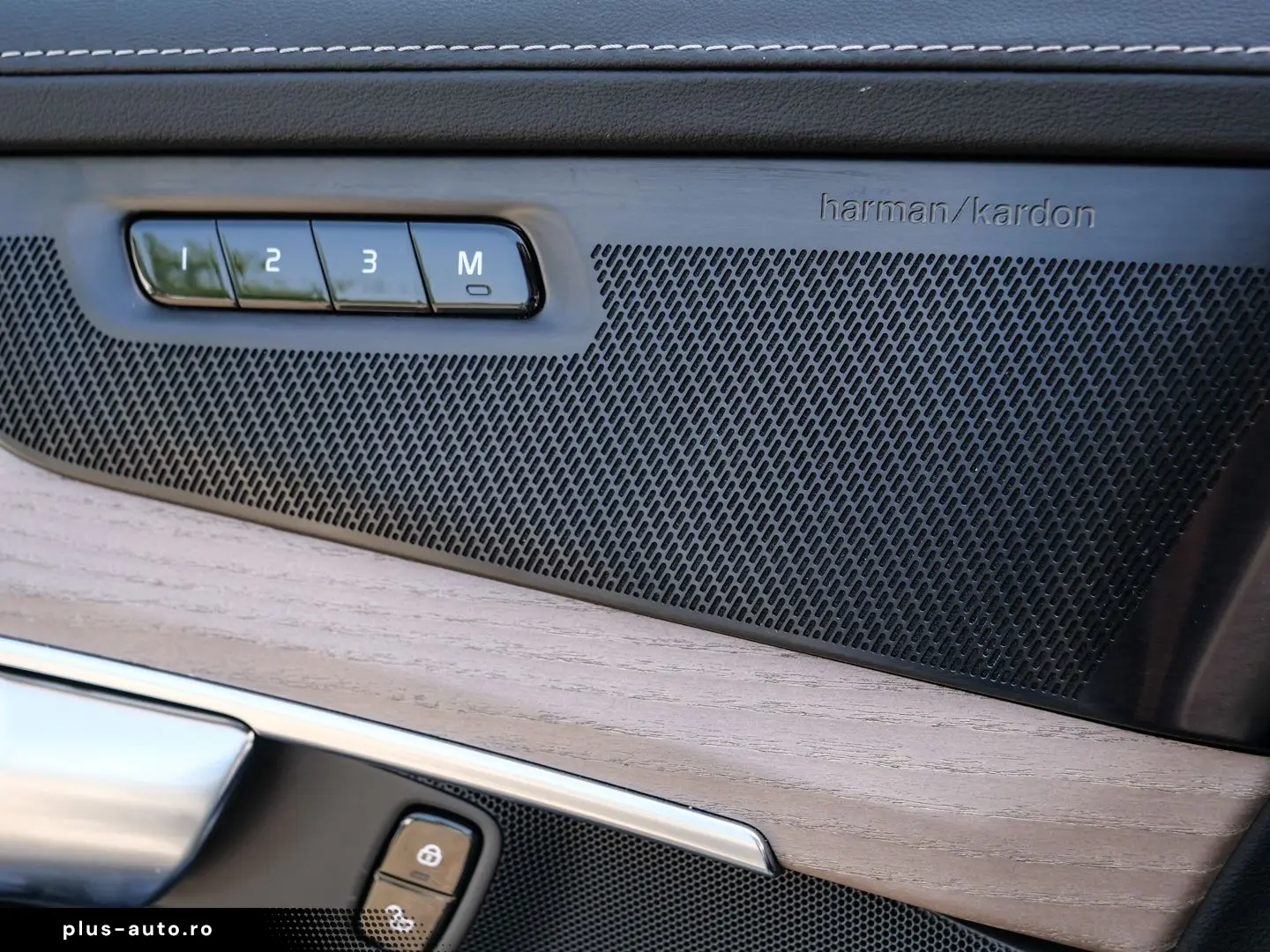 VOLVO XC90 FACELIFT Ultra Dark Recharge Plug-In Hybrid