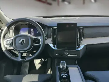 VOLVO XC90 Plug-In-Hybrid T8 AWD Plug-in Hybrid Plus D