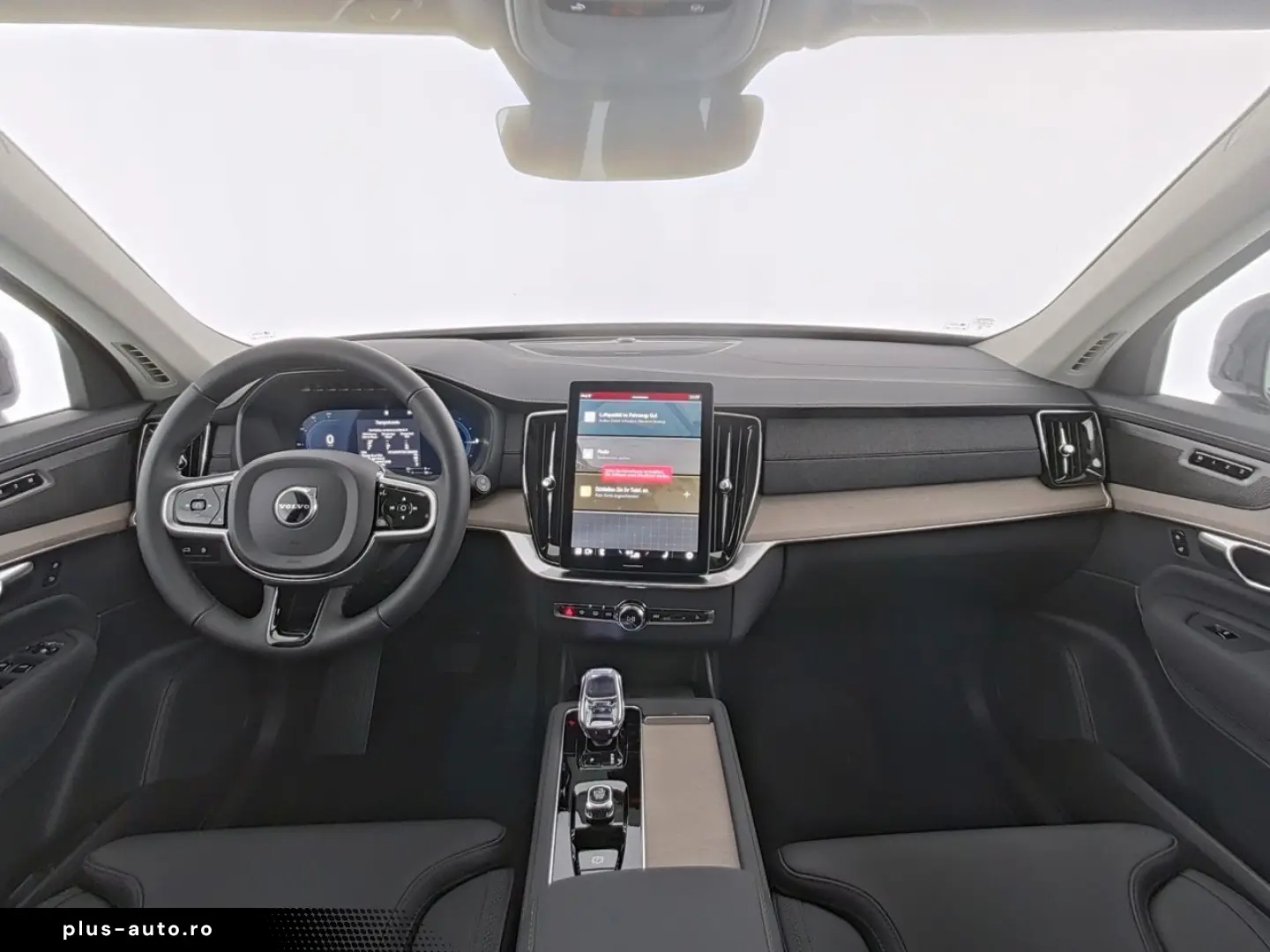 VOLVO XC90 T8 Plus Dark Recharge Plug-In Hybrid AWD